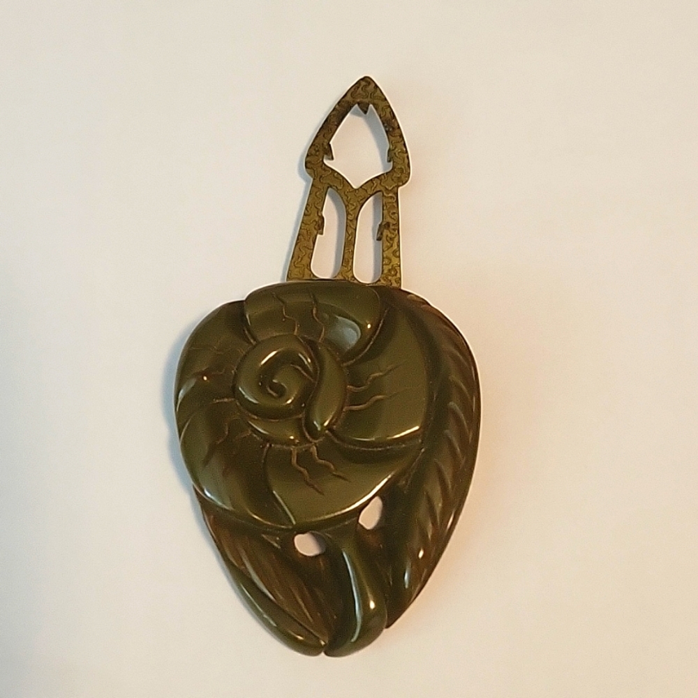 Vintage dress clip